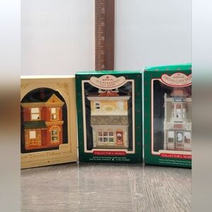 Victorian Dollhouse Holiday Decor - Multicolor